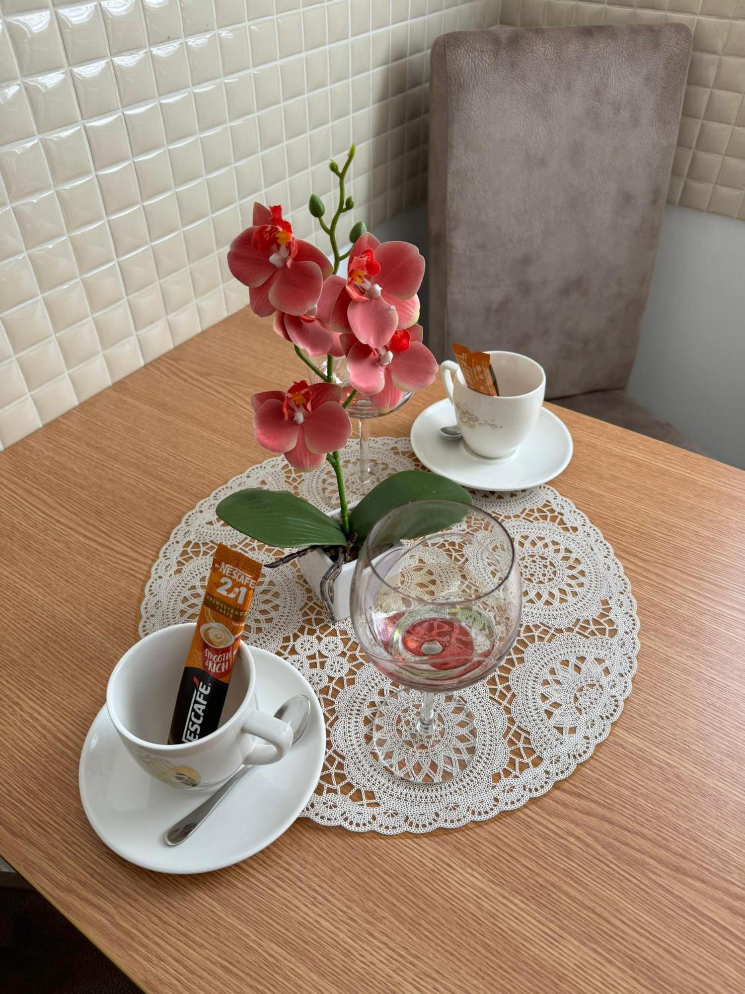 Angellina Apartmani سريمسكا ميتروفيكا المظهر الخارجي الصورة